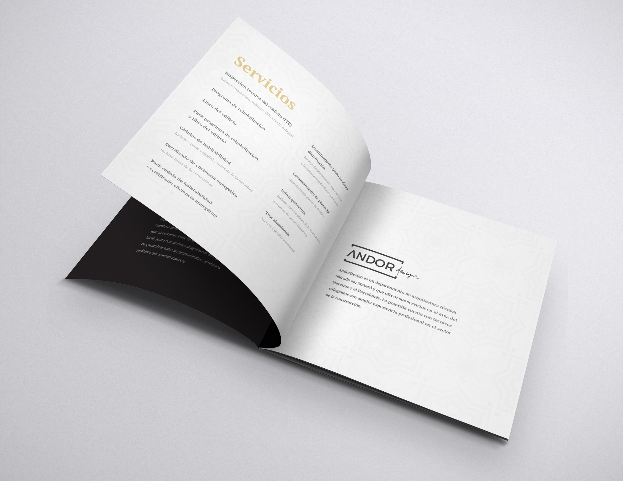 Mock-up – Brochure – 210 x 210 mm